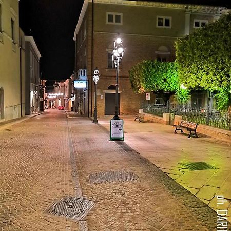 Alloggio Cattedrale Troia Bagian luar foto